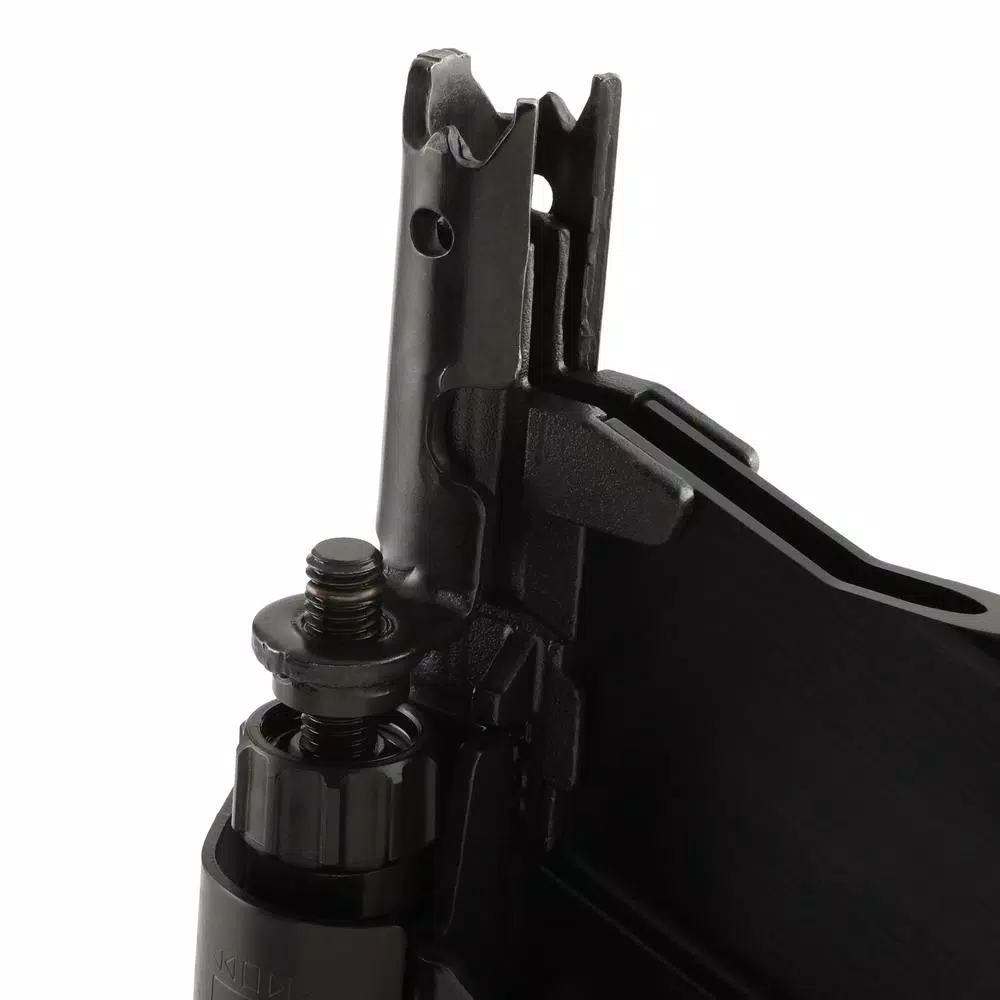DEWALT DWHS 21-Degree Pneumatic Collated Framing Nailer with 2000-Pack Bonus 3 in. Metal Nails
