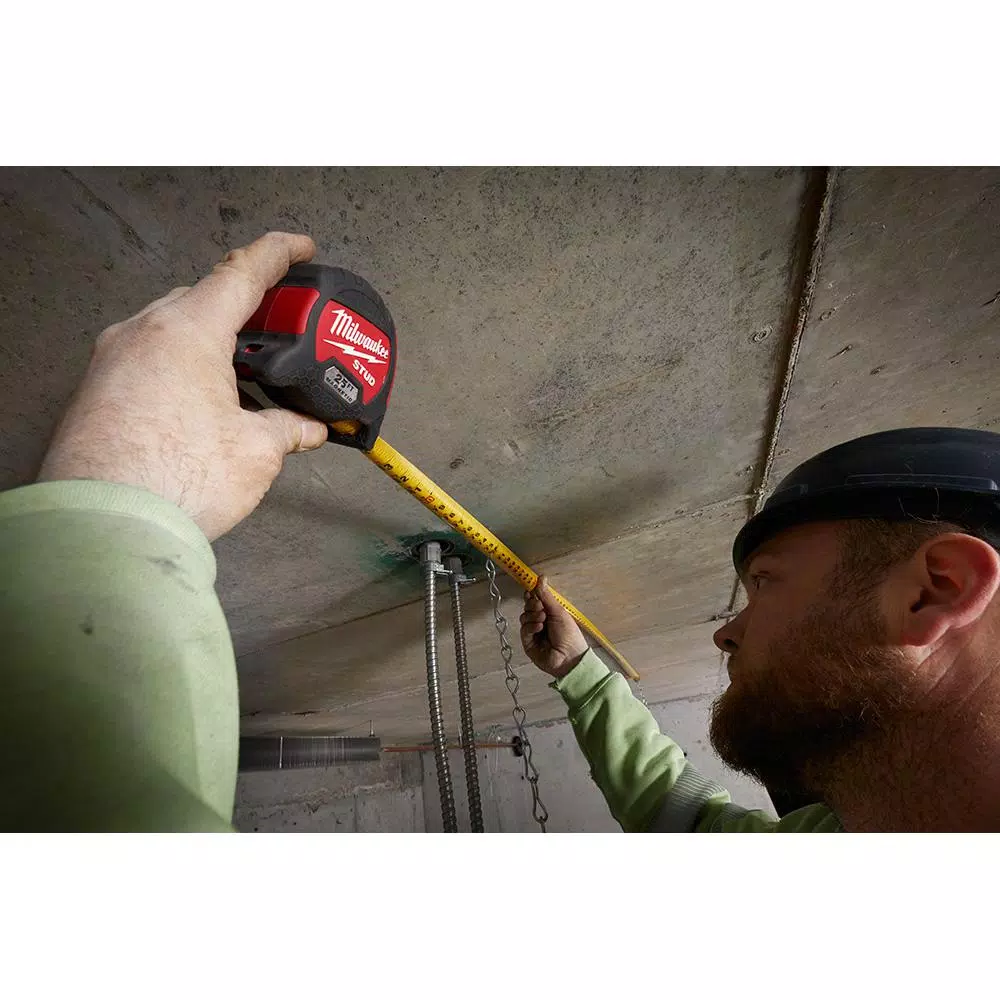Milwaukee 25 ft. STUD Magnetic Tape Measure & FASTBACK Compact Folding Utility Knife Combo Set