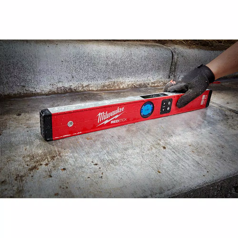 Milwaukee 24 in. Redstick Digital Box Level with PINPOINT Technology & 700 Lumen LED Flashlight Kit