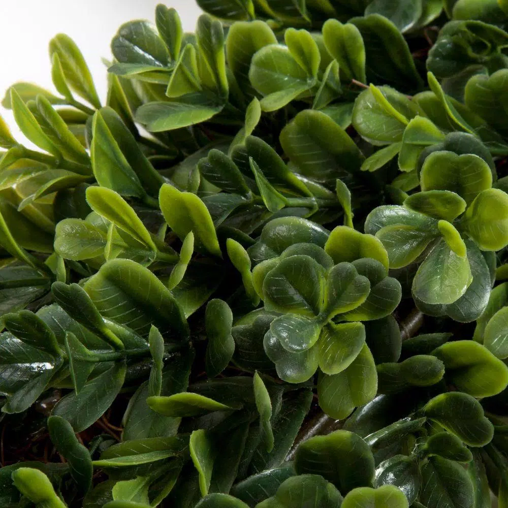 Pure Garden 16.5 in. Artificial Boxwood Wreath, Green Square Decor