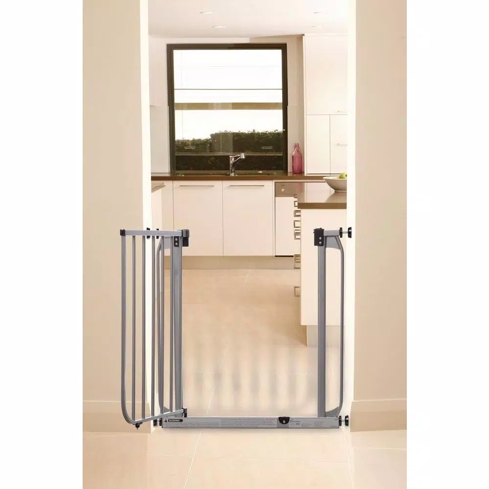 Dreambaby Dawson 29.5 in. Silver Auto-Close Security Gate with Stay-Open Feature