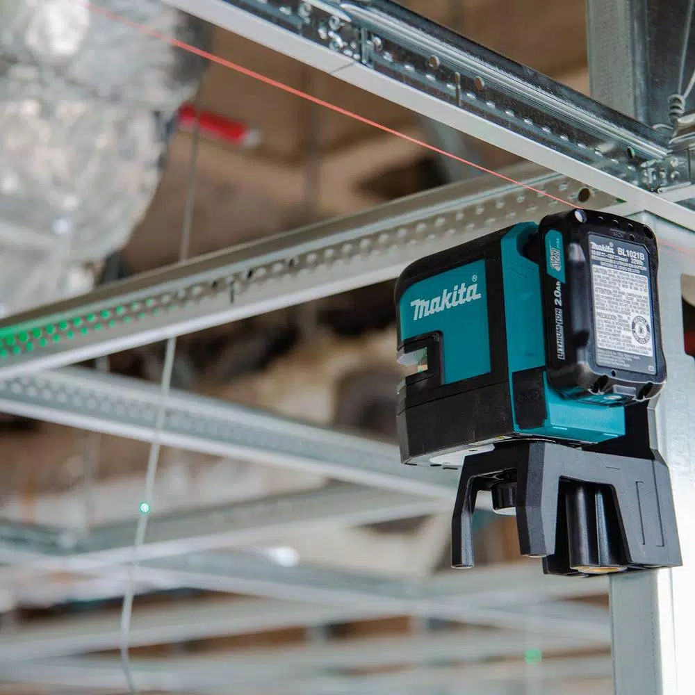 Makita 12V MAX CXT Green Beam Self-Leveling Cross-Line & 4-Point Laser Kit (2.0 Ah)