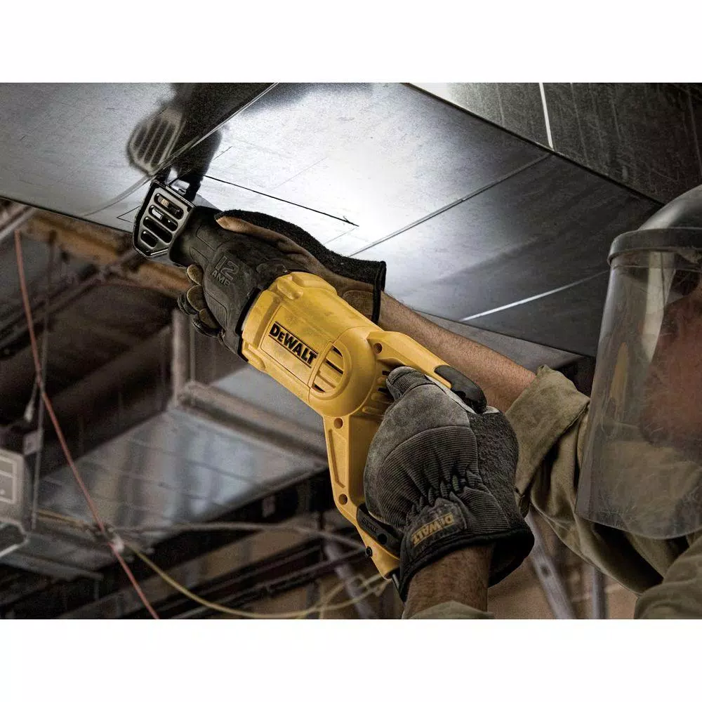 DEWALT DWE305 12 Amp Corded Reciprocating Saw
