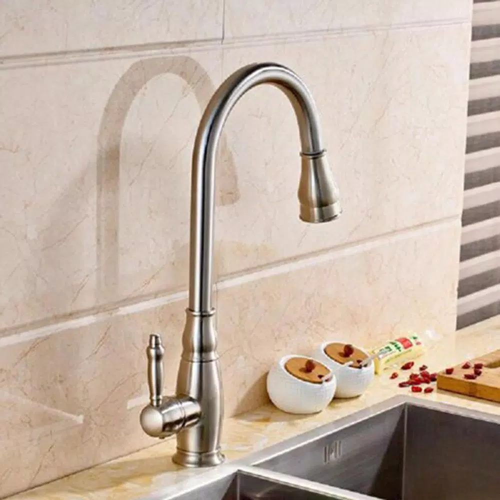 Vanity Art Chrome Single-Handle Pull-Down Kitchen Faucet with 360 Degree Swivel Spout