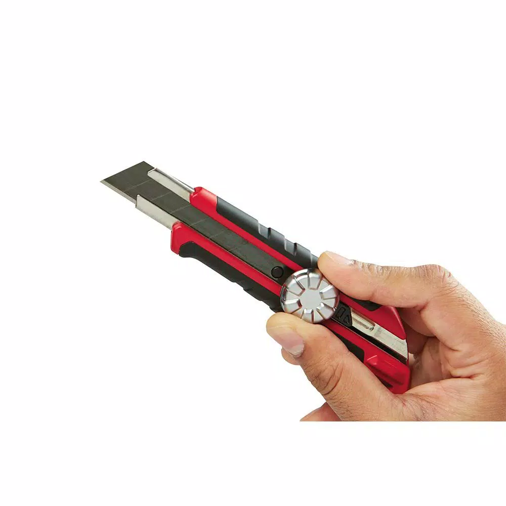 Milwaukee 18 mm Snap-Off Utility Knife with Metal Lock and Micro Carbide Blade