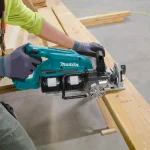 Makita X2 LXT 36V Brushless 7-1/4 in. Rear Handle Circular Saw Kit with 2 5.0Ah Batteries thumbnail 7