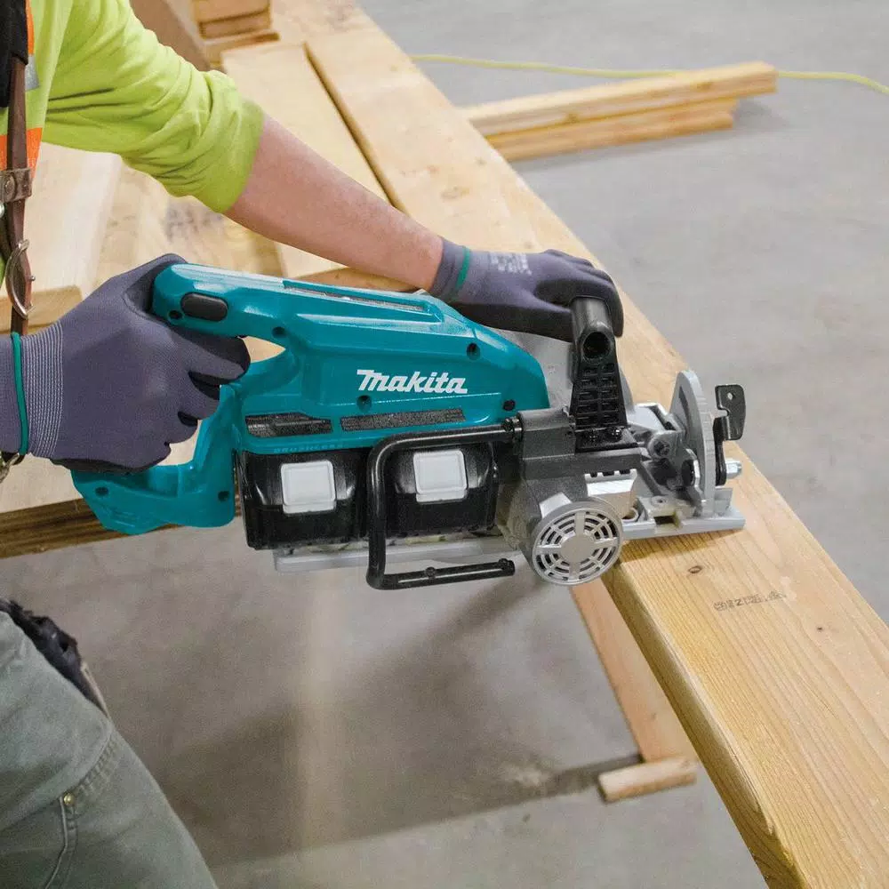 Makita X2 LXT 36V Brushless 7-1/4 in. Rear Handle Circular Saw Kit with 2 5.0Ah Batteries
