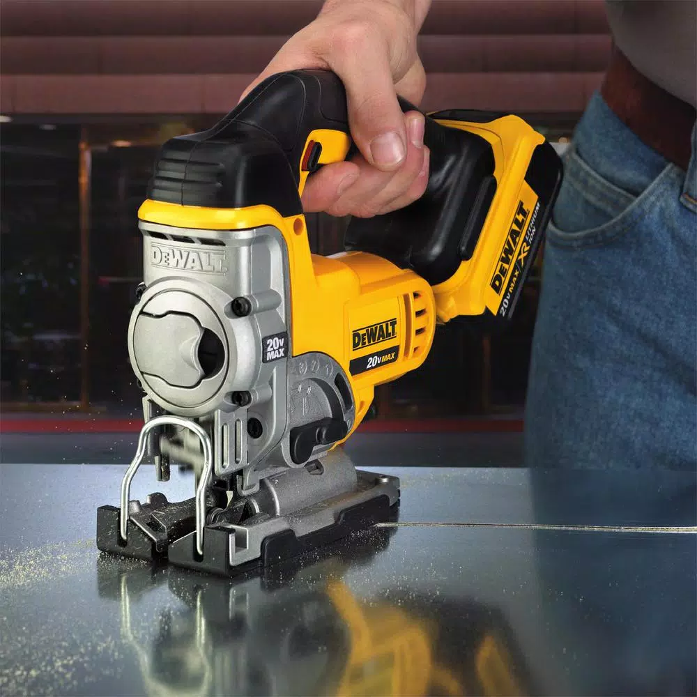 DEWALT FLEXVOLT 60V MAX Brushless 4-1/2 in. Angle Grinder Kit with 6.0Ah Battery & Bonus Jigsaw