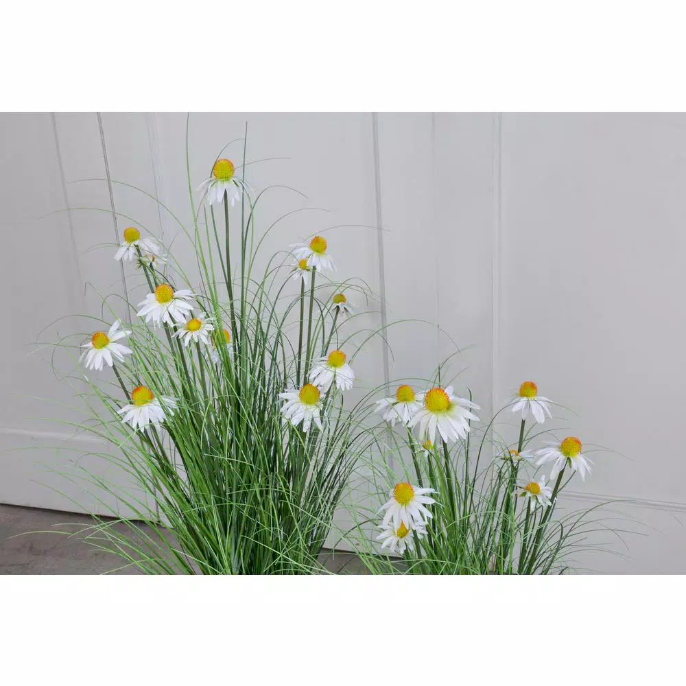 Tripar International, Inc White Daisy in Wild Grass Artificial Floral Arrangement Set of 2
