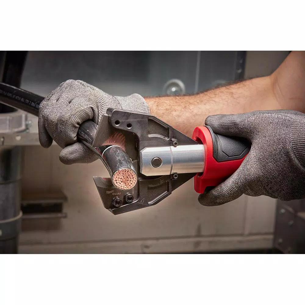 Milwaukee M18 FORCE LOGIC Cordless Cable Cutter Kit with 750 MCM Jaws, 2.0 Ah Battery & Charger