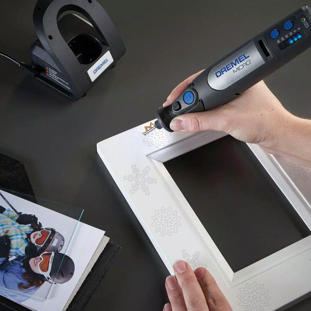 Dremel Micro 8V MAX Variable Speed Cordless Rotary Tool Kit with Docking Station and 18 Accessories