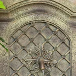 Sunnydaze Decor Rosette Resin Florentine Stone Solar Outdoor Wall Fountain thumbnail 2