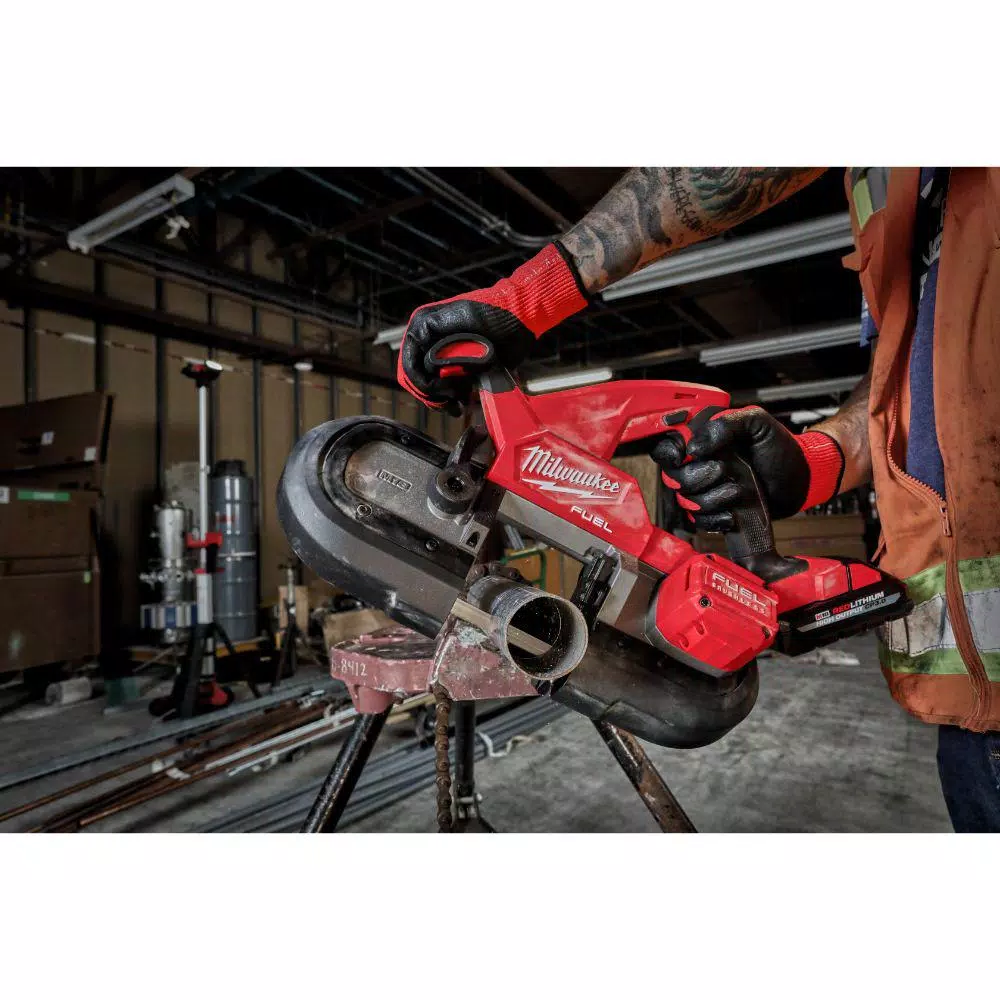 Milwaukee M18 FUEL 18V Compact Dual-Trigger Brushless Cordless Band Saw Kit with Two 3.0 Ah Batteries