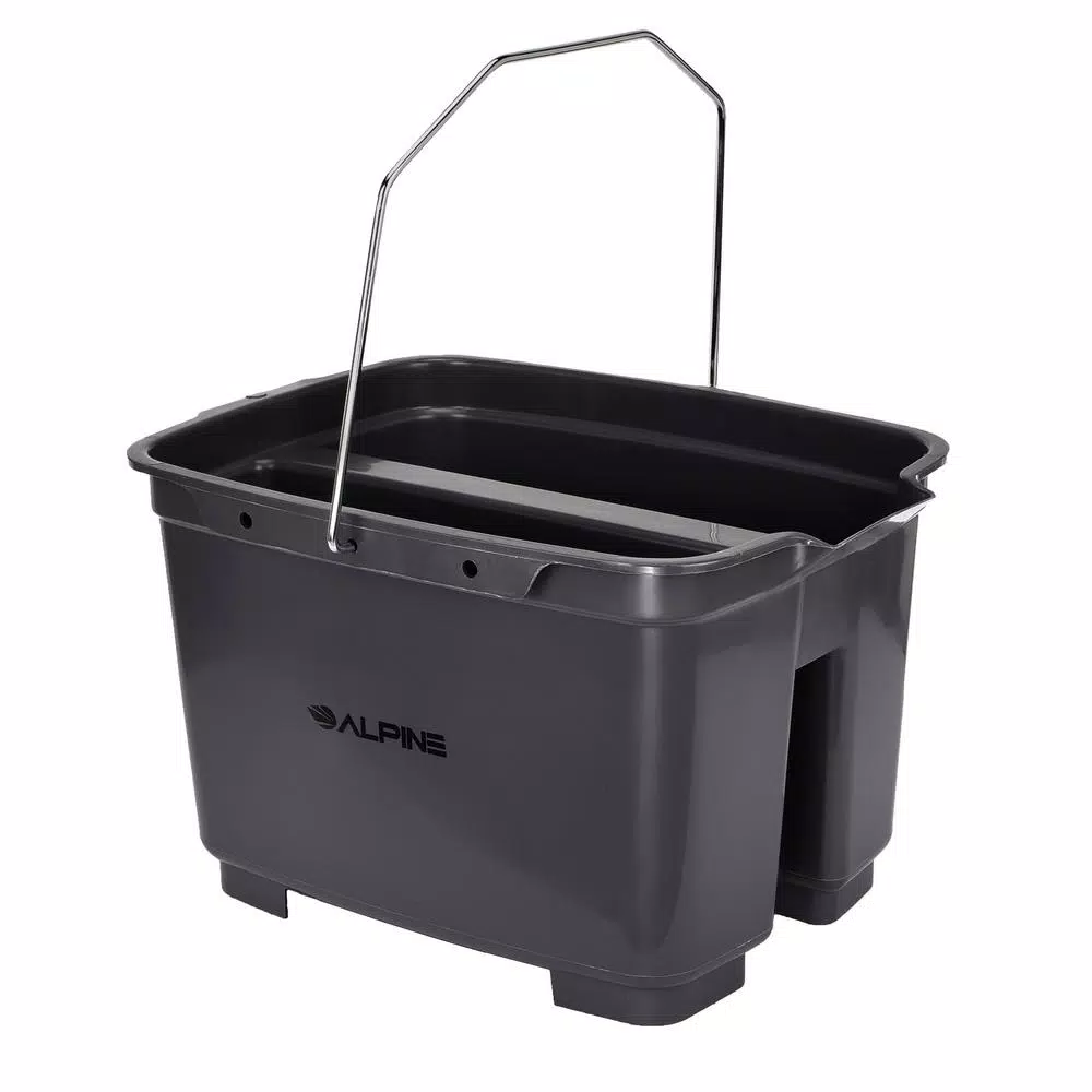 Alpine Industries 19.5 Qt. Divided Plastic Cleaning Caddy with Metal Handle, Gray