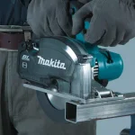 Makita 18V LXT Brushless 5-7/8 in. Metal Cutting Saw Kit with 5.0 Ah Battery thumbnail 4