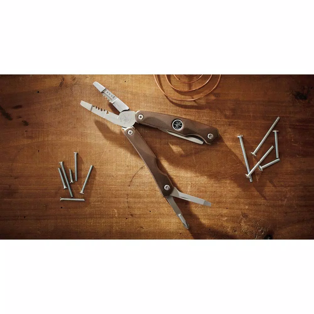 Klein Tools Electrician's Multi-Tool with 7-in-1 Functions and Drop Point Knife