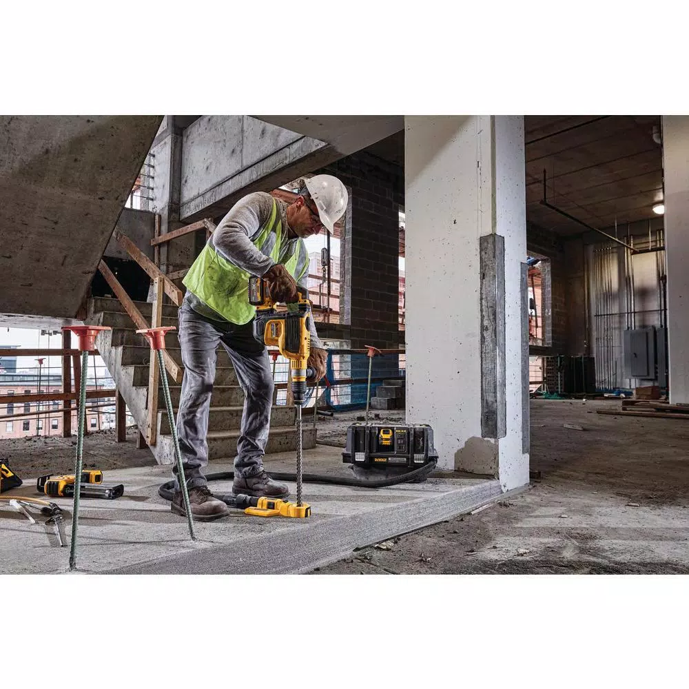DEWALT 60V MAX FLEXVOLT Cordless Brushless 1-3/4 in. SDS MAX Rotary Hammer Kit with (2) 9.0 Ah Batteries