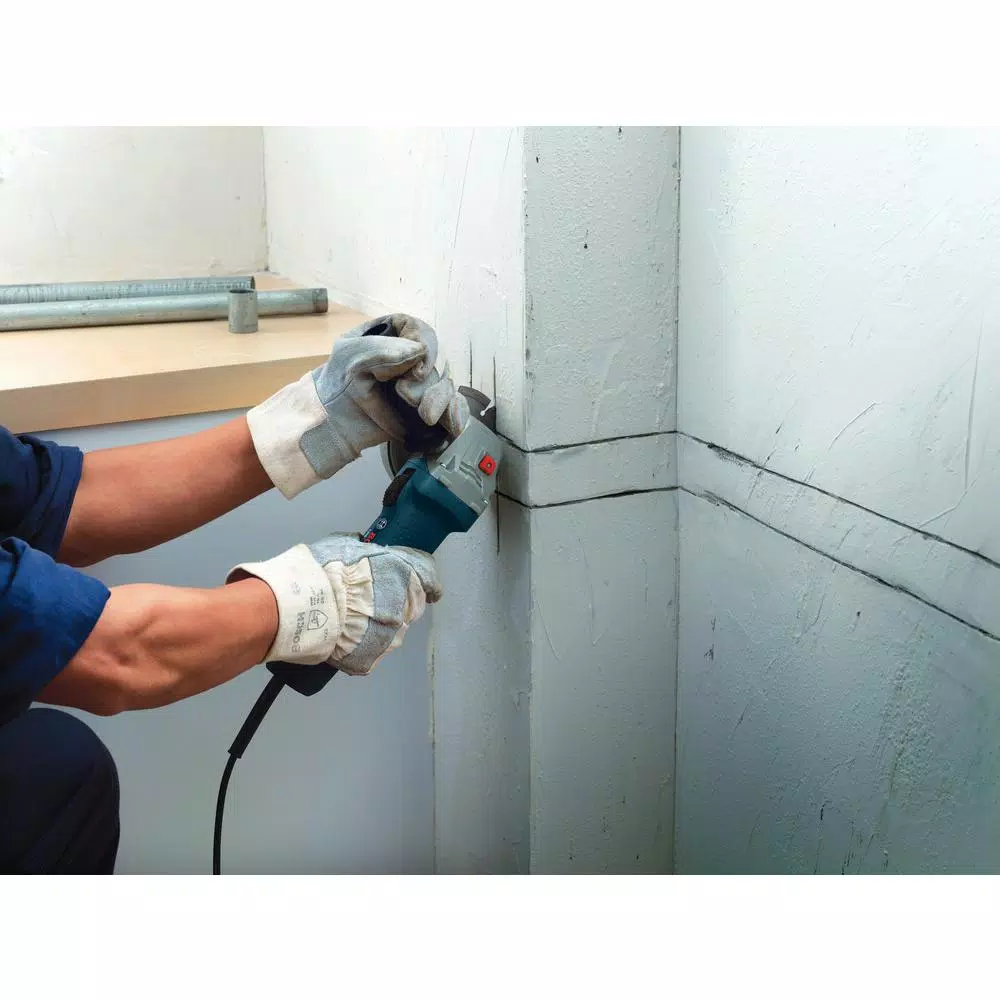 Bosch GWS9-45 4.5 in. Corded Angle Grinder, 8.5 Amp, 11,000 rpm