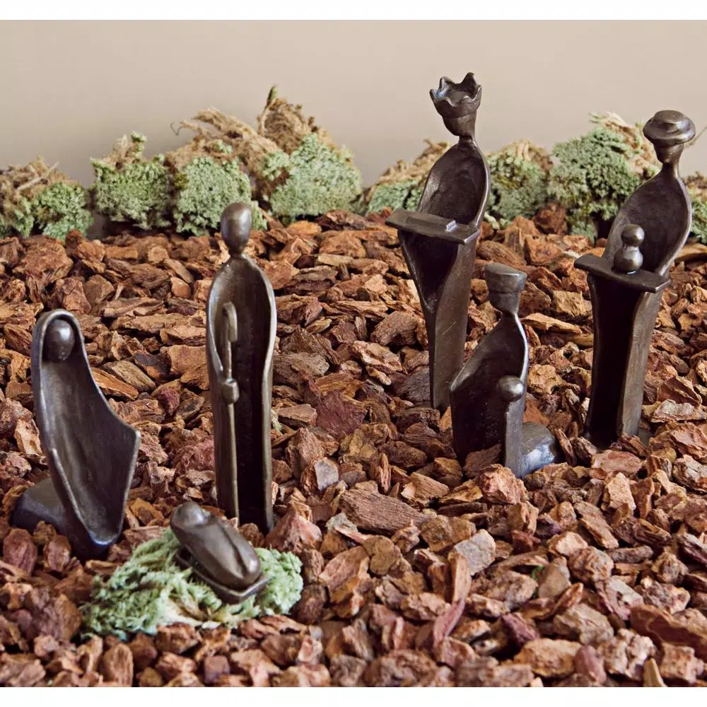 Danya B Nativity Set Cast Iron Sculptures, Family and Kings (Set of 7)
