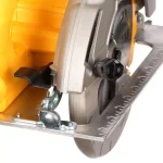 DEWALT 15 Amp 7-1/4 in. Lightweight Corded Circular Saw thumbnail 8