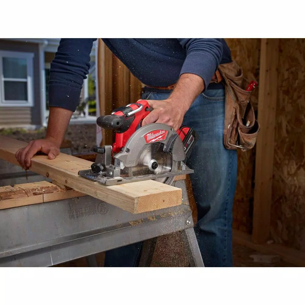 Milwaukee M18 FUEL 6-1/2 in. Circular Saw & HACKZALL Reciprocating Saw Combo Kit w/ (2) 6.0 Ah Batteries