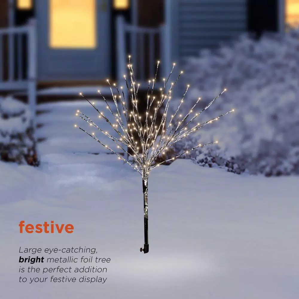 Alpine Corporation 39 in. Silver Metallic Foil Tree Stake with 140 Warm White LED Lights