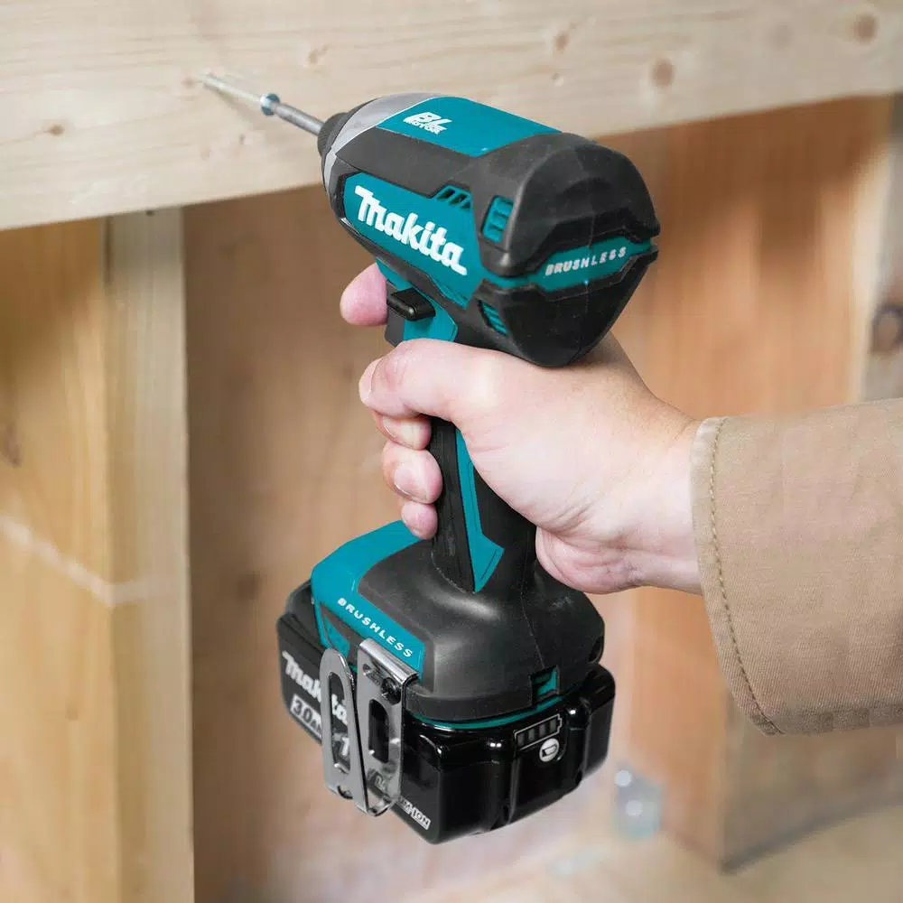Makita 14 in. Gas Power Cutter EK7301 & 18V LXT Brushless Impact Driver Kit Bundle
