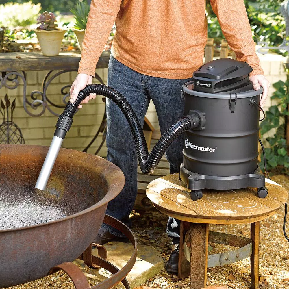 Vacmaster 6 Gallon 8 Amp Ash Vacuum with LED Work Light and Aluminum Accessories