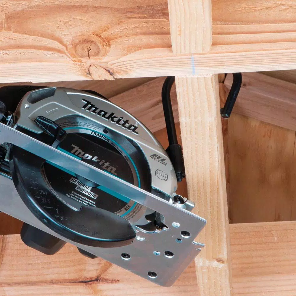 Makita 18V LXT Sub-Compact Brushless 6-1/2 in. Circular Saw with AWS, Tool Only