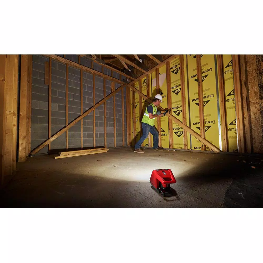 Milwaukee M12 12V Cordless Sub-Compact Band Saw XC Kit with M12 LED Flood Light
