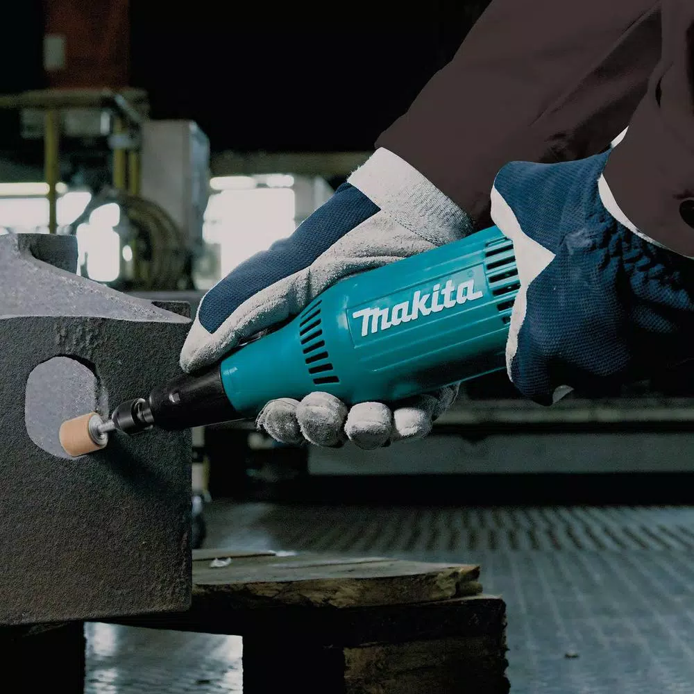 Makita GD0603 1/4 in. Compact Corded Die Grinder, 2.2 Amp, 28,000 rpm