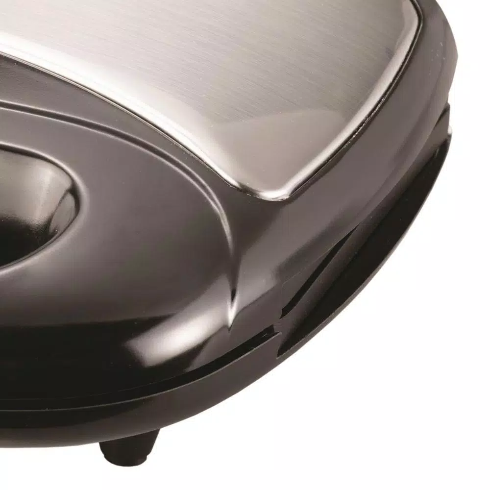Brentwood Appliances TS-243 750W Dual Nonstick American Waffle Maker, Black