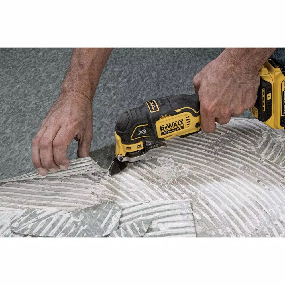 DEWALT 20V MAX XR Cordless Brushless Oscillating Multi-Tool Kit with (1) 6.0Ah Battery