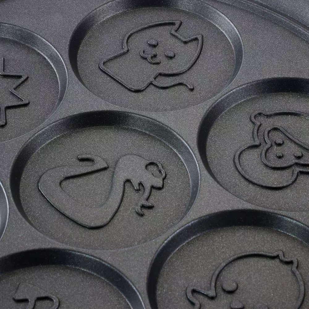 MegaChef Animal Mini Pancake Maker, 7 Design Non-Stick Die-Cast Aluminum Pan
