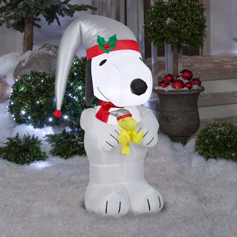 Gemmy 3.5 ft. Peanuts Snoopy and Woodstock Airblown Inflatable with Platinum Accents