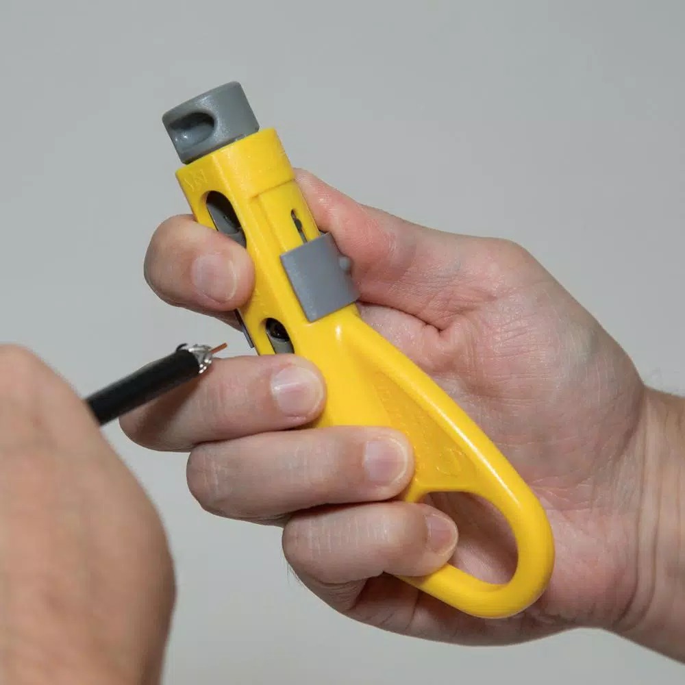 Klein Tools Coax Combination Radial Stripper for RG6, RG59, RG11, and RG7 Cables