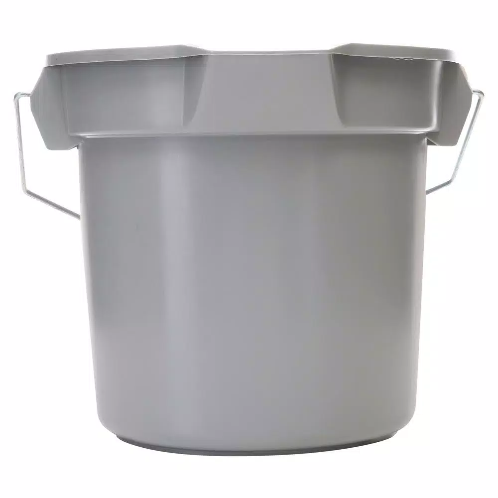 Rubbermaid Commercial Products Brute 14 Qt. Round Gray Bucket