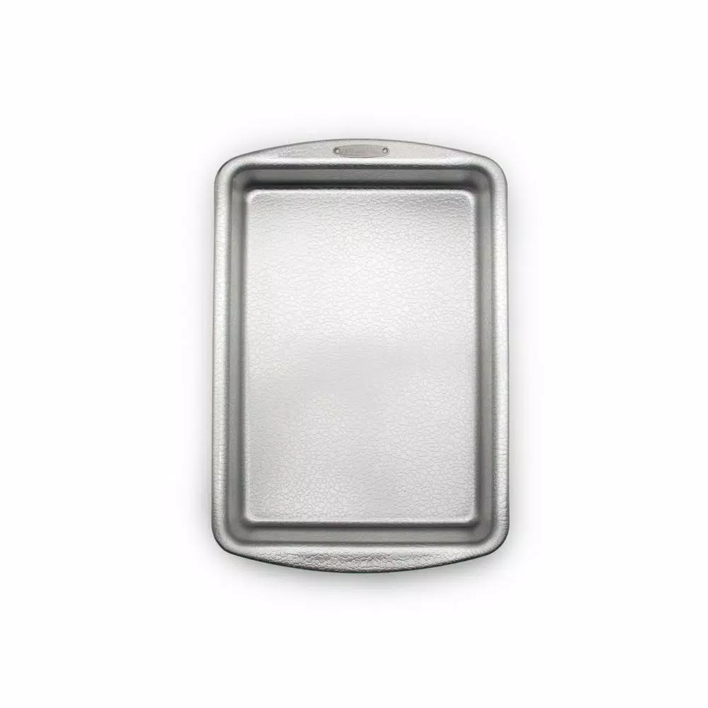 Unbranded 9 x 13 in. Aluminum Rectangle Cake Pan with Pebble Pattern
