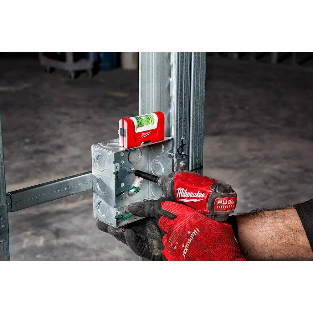 Milwaukee 3 in. Compact Torpedo Pocket Level with SHARPSITE™ Magnified Vial Technology