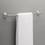 Delta Greenwich II 3-Piece Bath Hardware Accessory Set in SpotShield Brushed Nickel thumbnail 4
