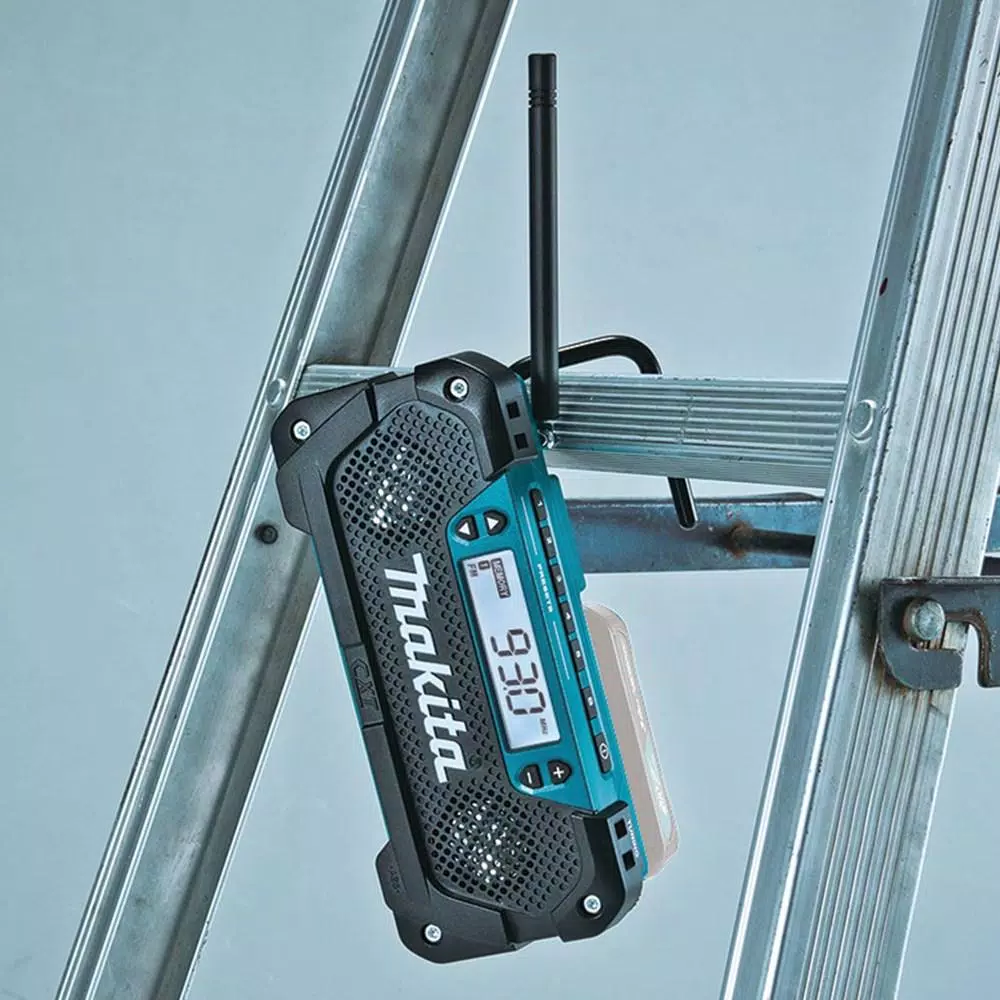 Makita 12V MAX CXT Compact Job Site Radio, MP3/iPod Compatible (Tool Only)