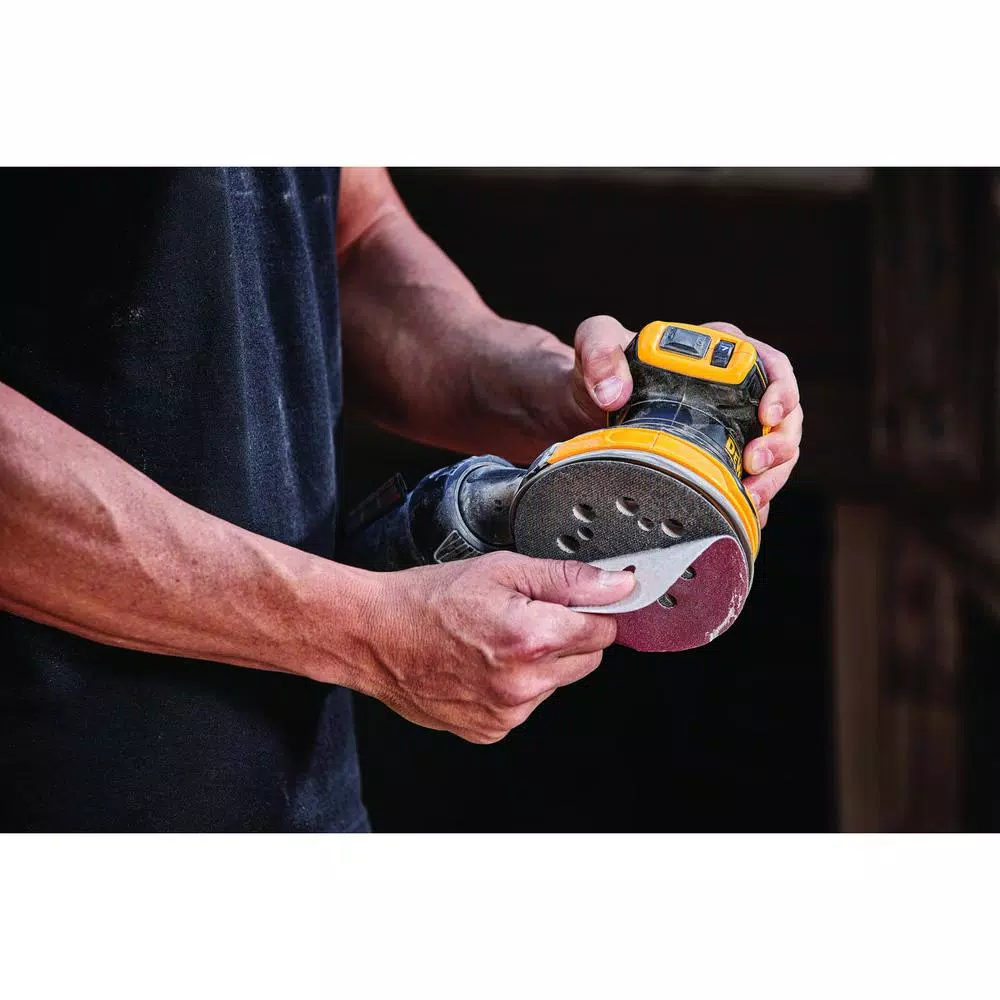 DEWALT 20V MAX XR Brushless 5 in. Cordless Random Orbital Sander Kit with 5.0 Ah Battery