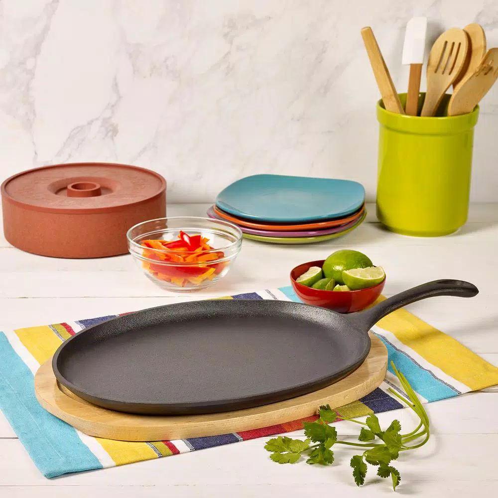Unbranded 9 in. Oval Cast Iron Sizzler Set with Wood Trivet, Pre-Seasoned 2-Piece Skillet Set