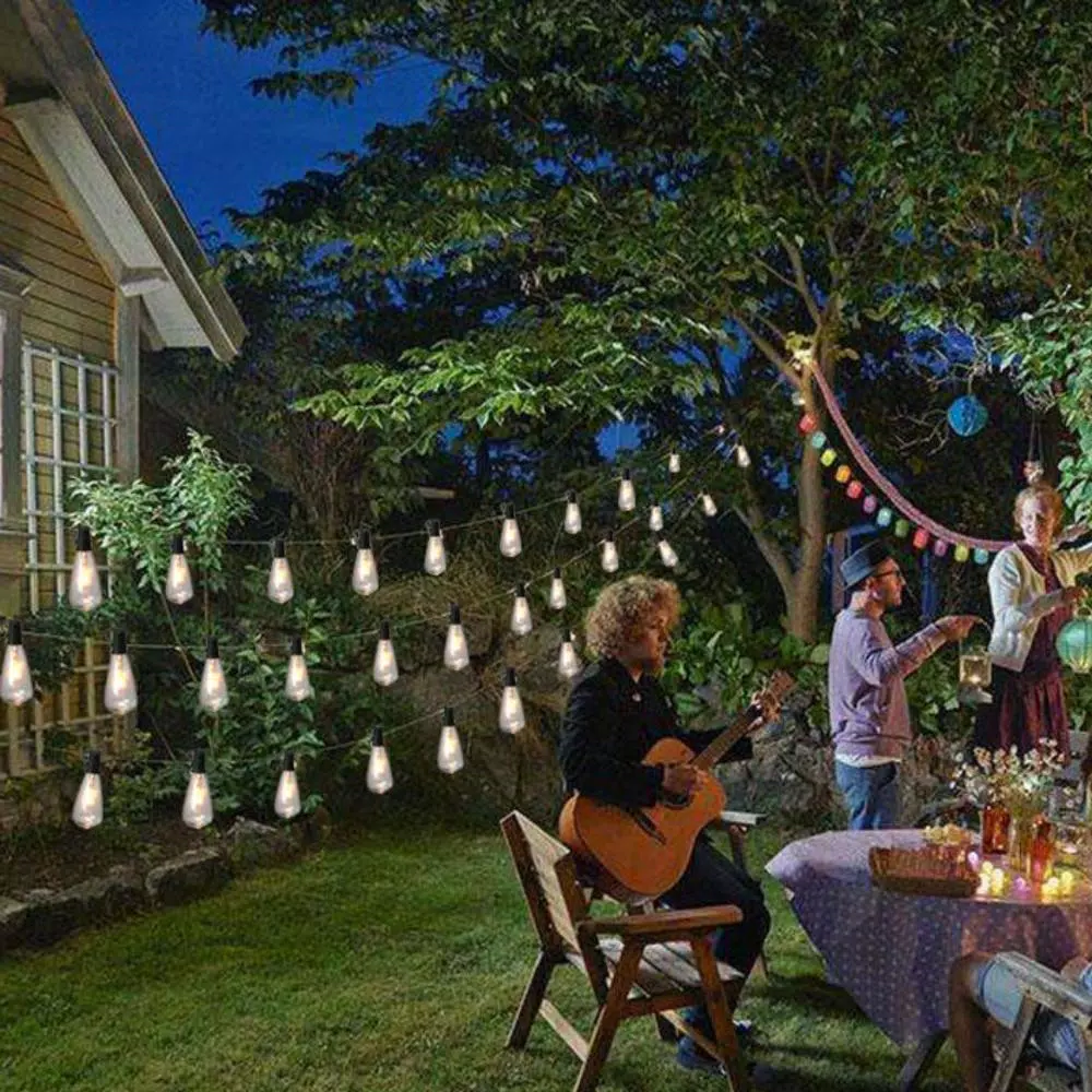 ALEKO's 25 ft. Traditional Patio String Cafe Lights, 25 Warm White Incandescent Bulbs, Indoor/Outdoor Weatherproof