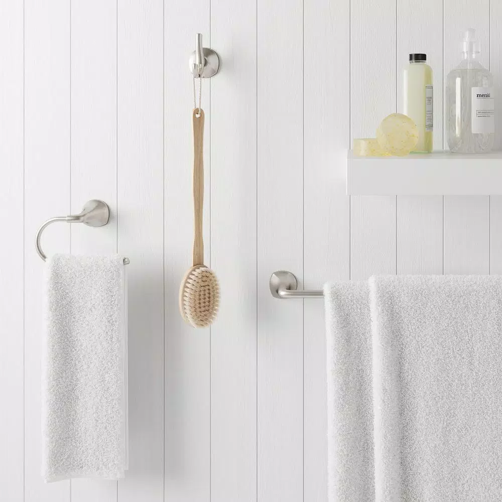 Pfister Ladera 18 in. Single Towel Bar in Spot Defense Brushed Nickel