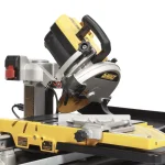 DEWALT 10 in. Wet Tile Saw with 1.5 HP Motor and Cantilevering Rail System thumbnail 4