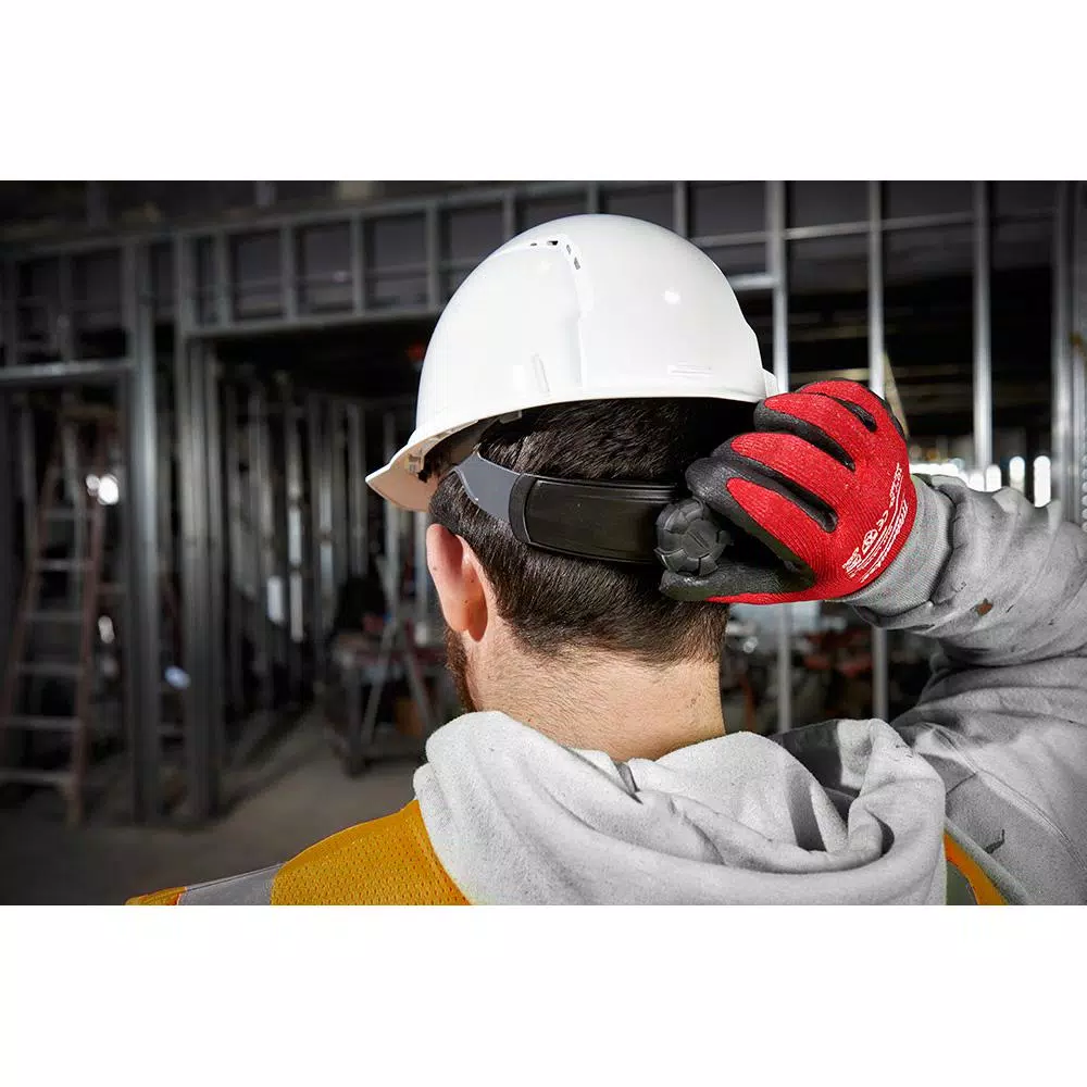 Milwaukee BOLT White Type 1 Class C Vented Hard Hat with Performance Tinted Safety Glasses Set