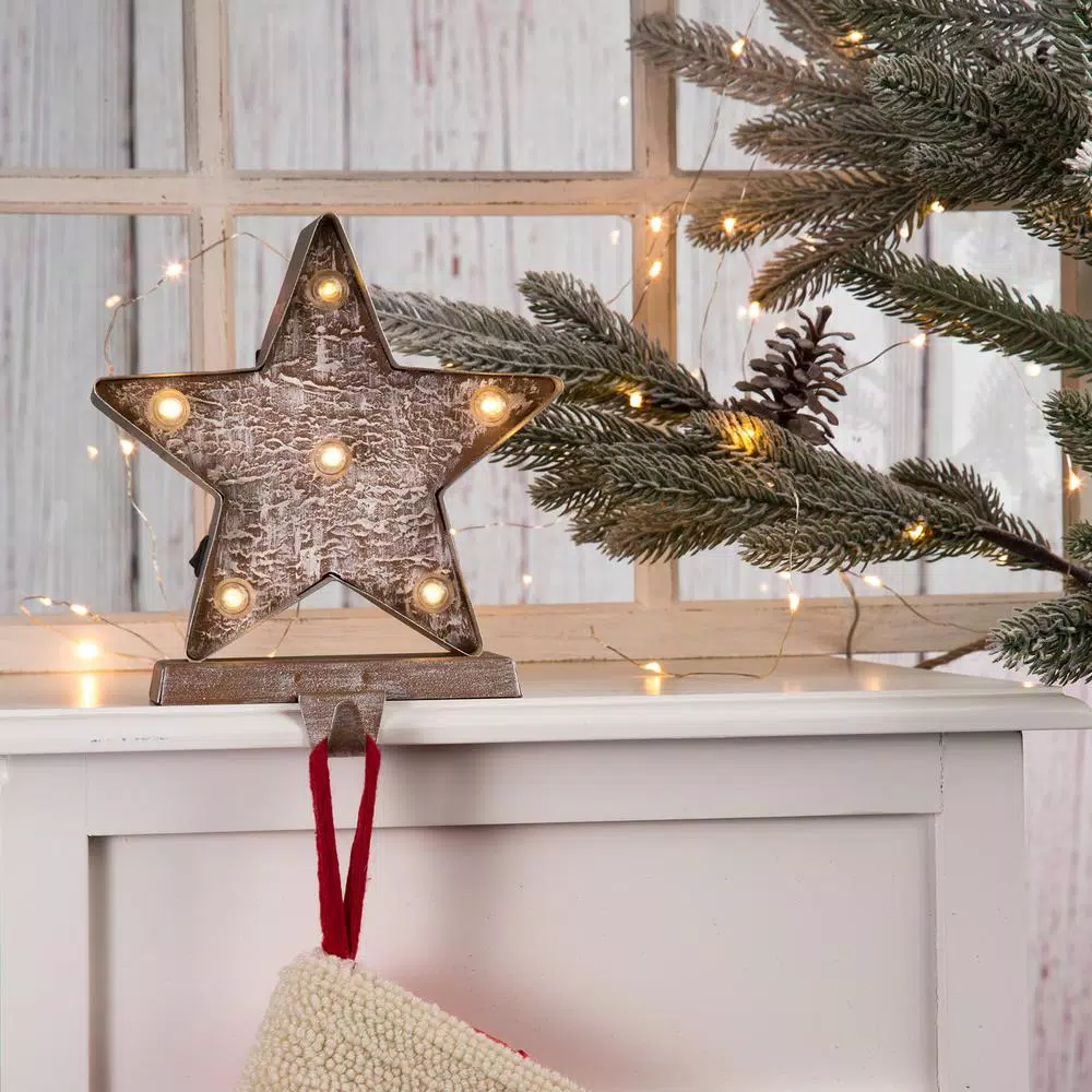 Glitzhome 7.5 in. Marquee LED Lighted Star Christmas Stocking Holder, Gold