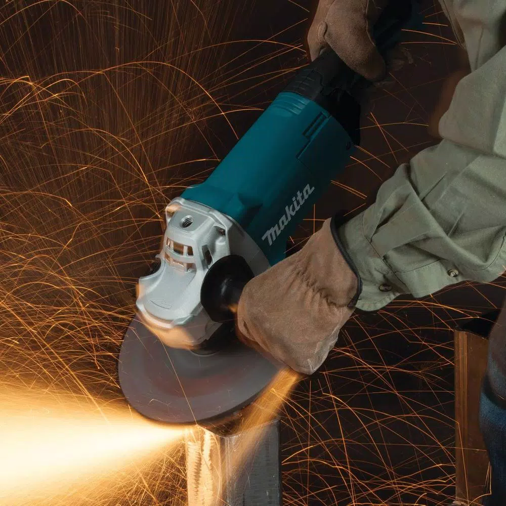 Makita GA9060 9 in. Angle Grinder, 15 Amp, 6600 rpm