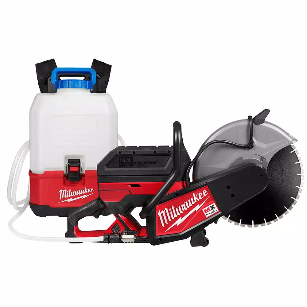 Milwaukee MX FUEL 14 in. Cordless Cut-Off Saw Kit with 2 Batteries and M18 SWITCH TANK Backpack Water Supply Kit